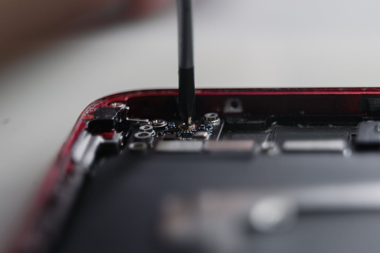 Mastering the Trade: Turning Phone Repair Skills into Cash